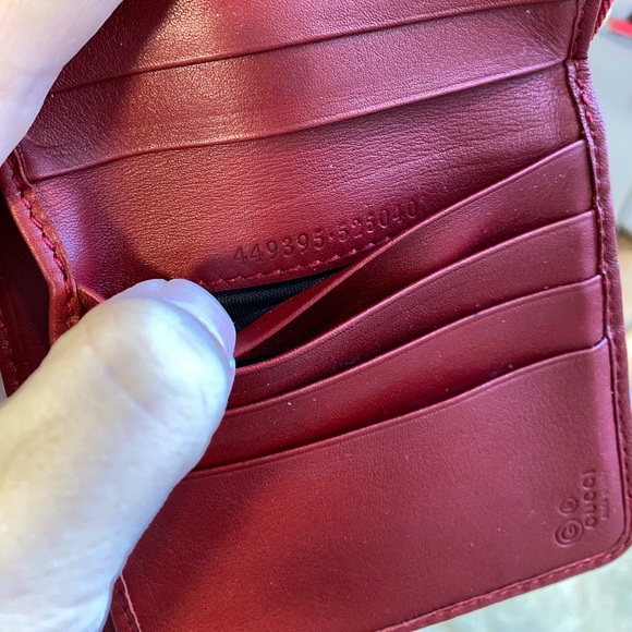 ✨Authentic Gucci Red Wallet✨ - Picture 10 of 10